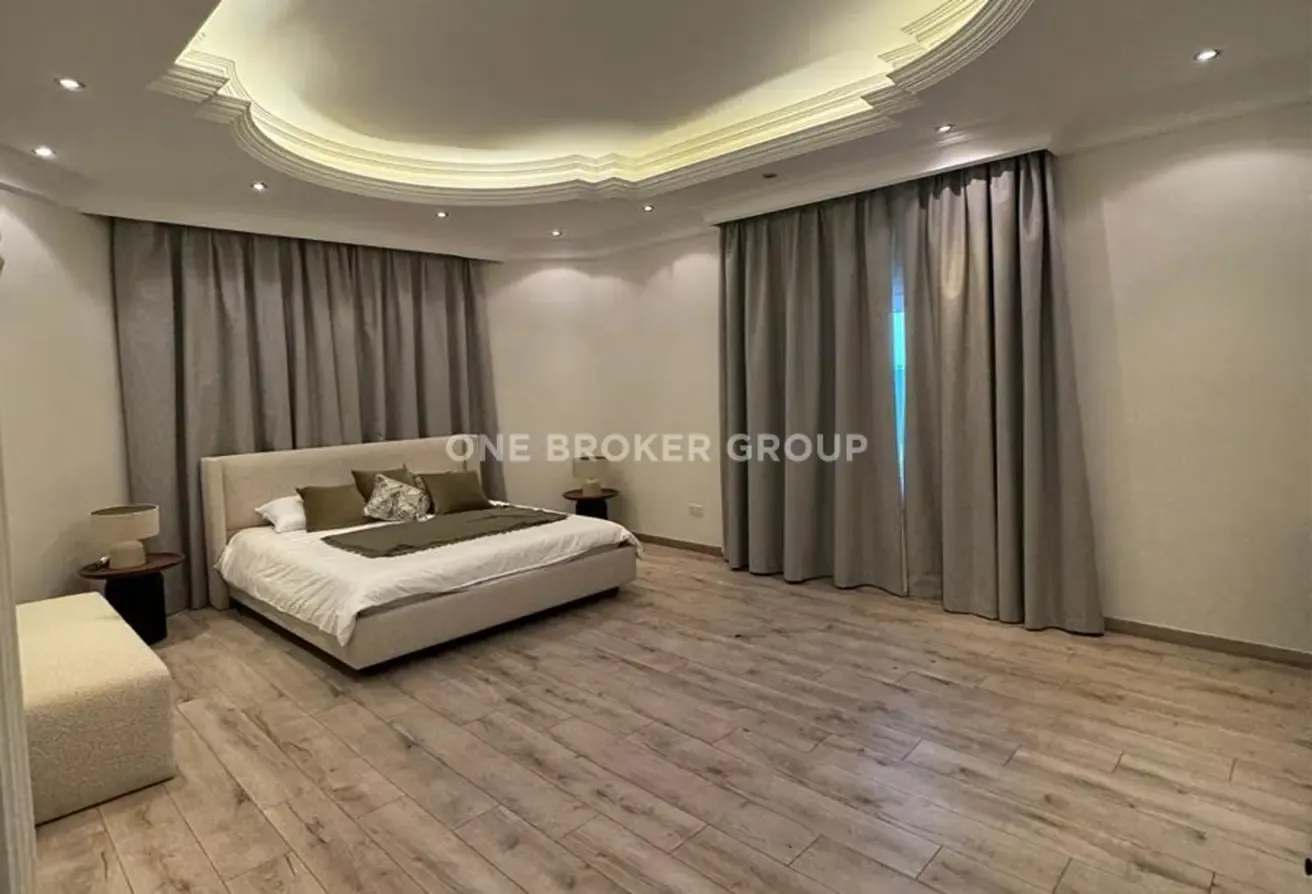 Fully Furnished | Private Pool | Close to Beach