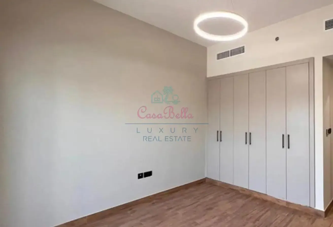3BR + Maid | Prime Location | Closed Kitchen