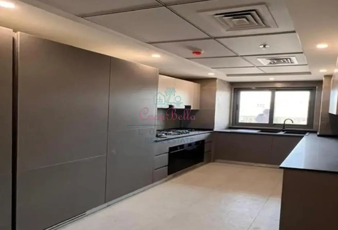 3BR + Maid | Prime Location | Closed Kitchen