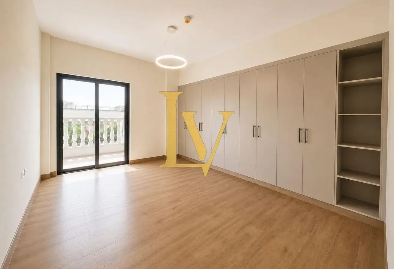 Hight floor  | Near Metro | Discovery Gardens view