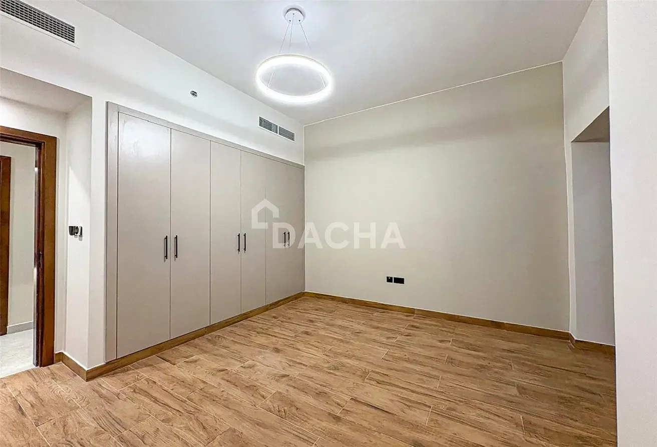 High Floor | Closed Kitchen | 2 Parking | Study