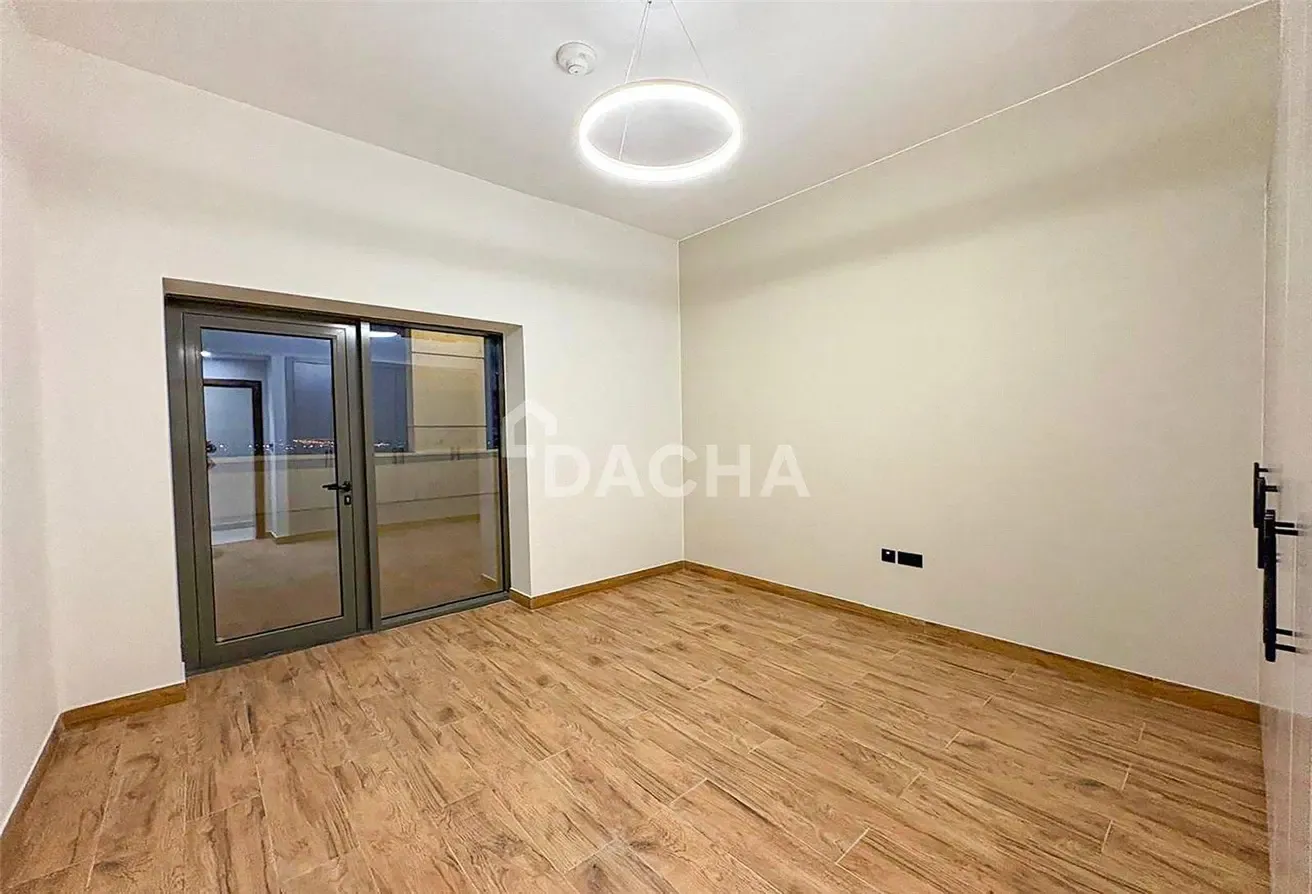 High Floor | Closed Kitchen | 2 Parking | Study