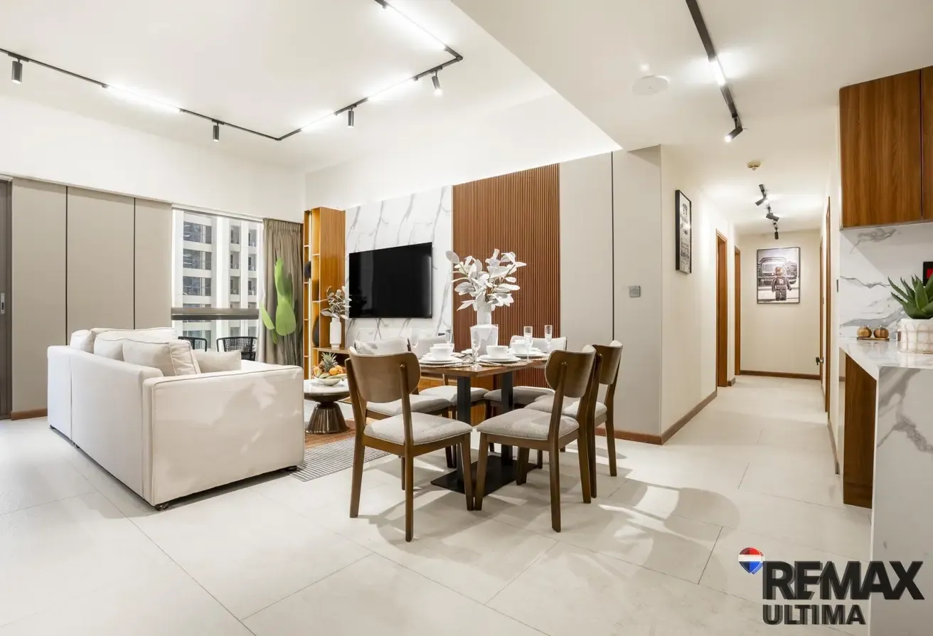Hot Deal | Dazzling Beach Access | Bills Included