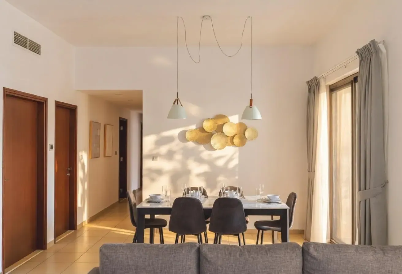 MONTHLY RENTAL | ALL BILS INCLUDED | 2 BDR