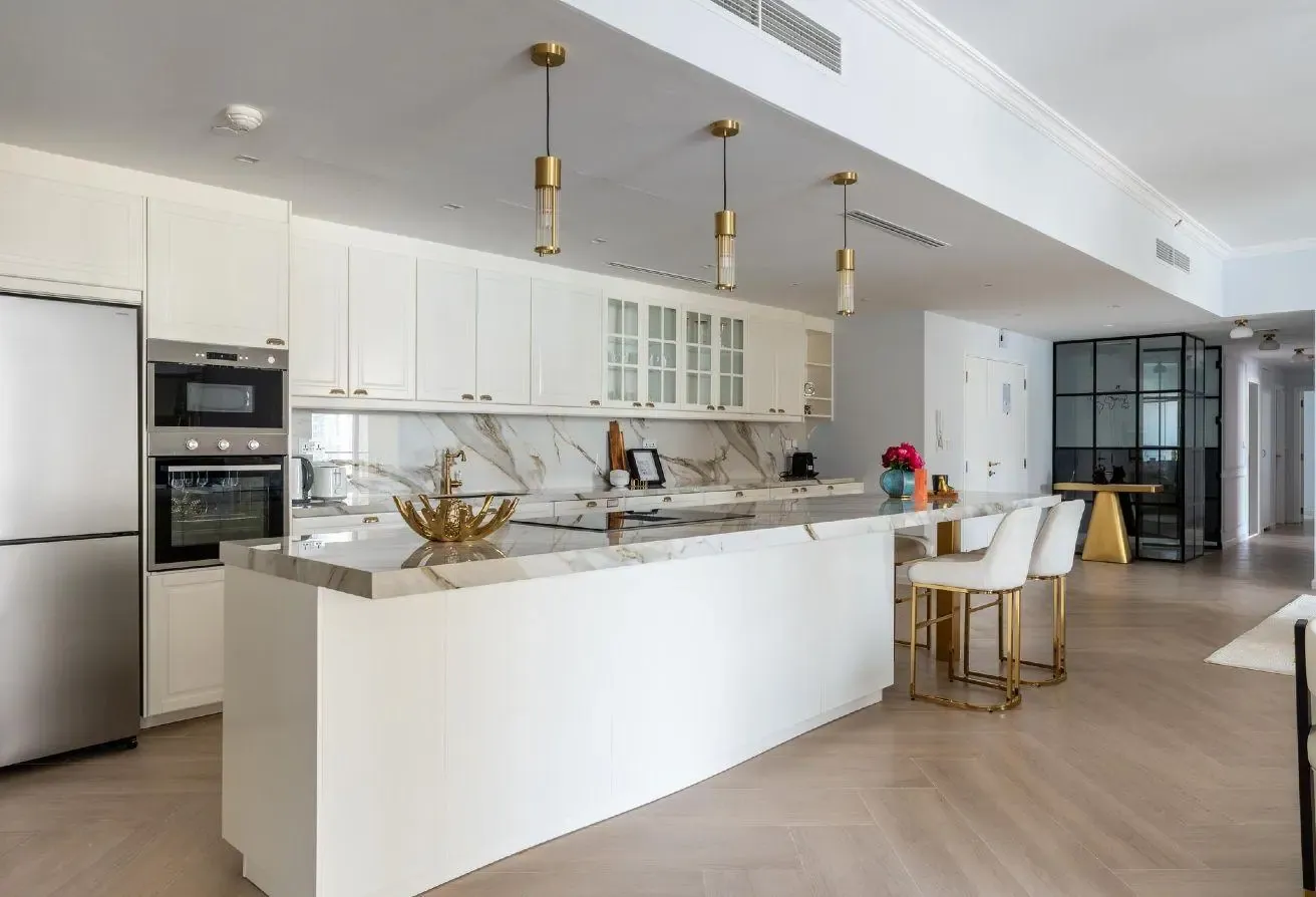 High-End Designer Stay l 4 Bed + Maids Room l JBR
