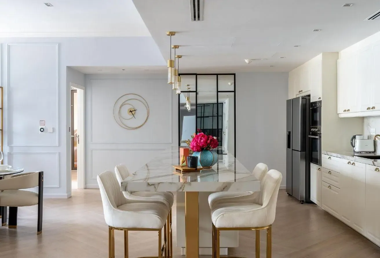 High-End Designer Stay l 4 Bed + Maids Room l JBR