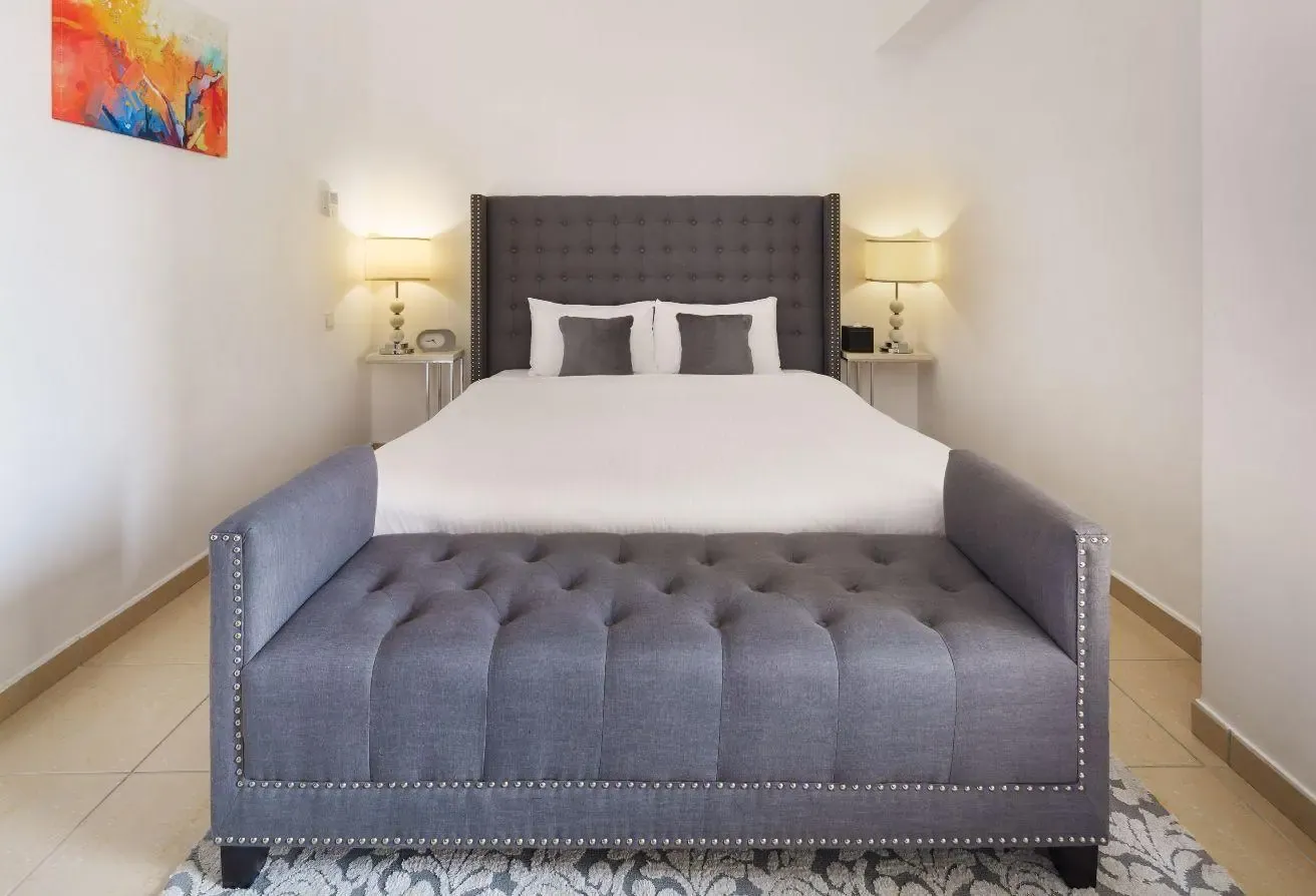 60% Discount| Beachfront 2BR |Avalable from Sep 28
