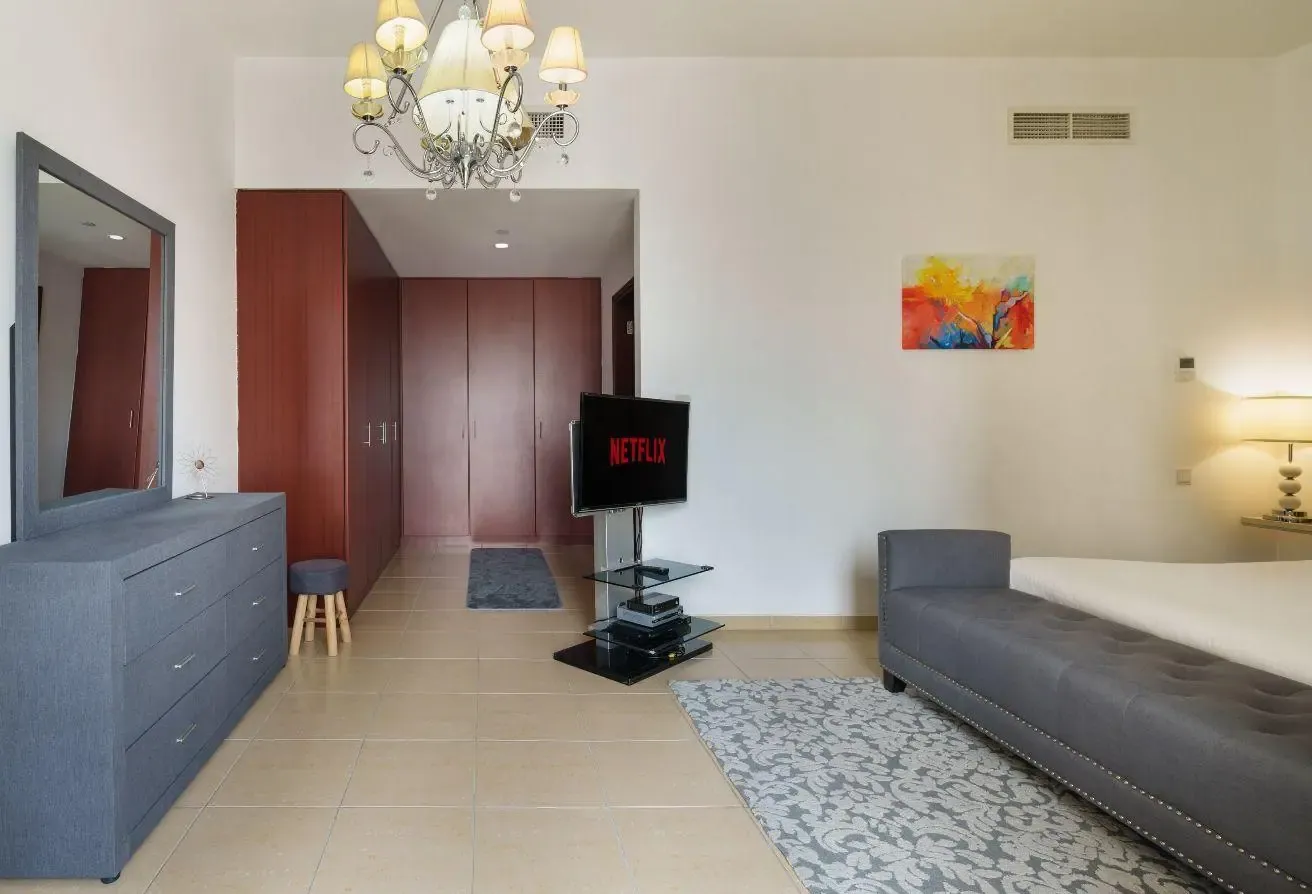 60% Discount| Beachfront 2BR |Avalable from Sep 28