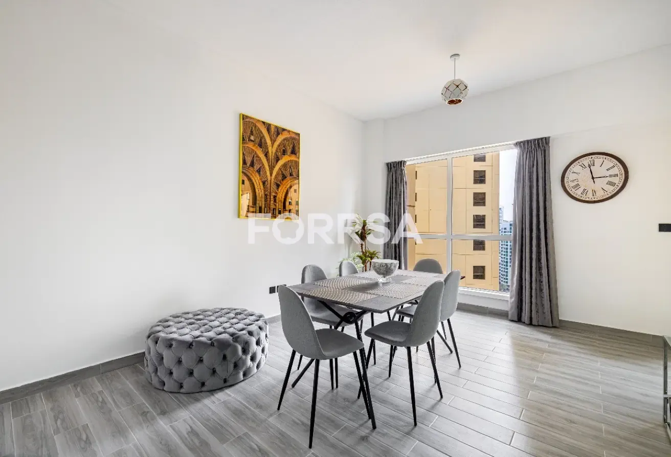 Water View | Spacious Balcony | Modern Interiors