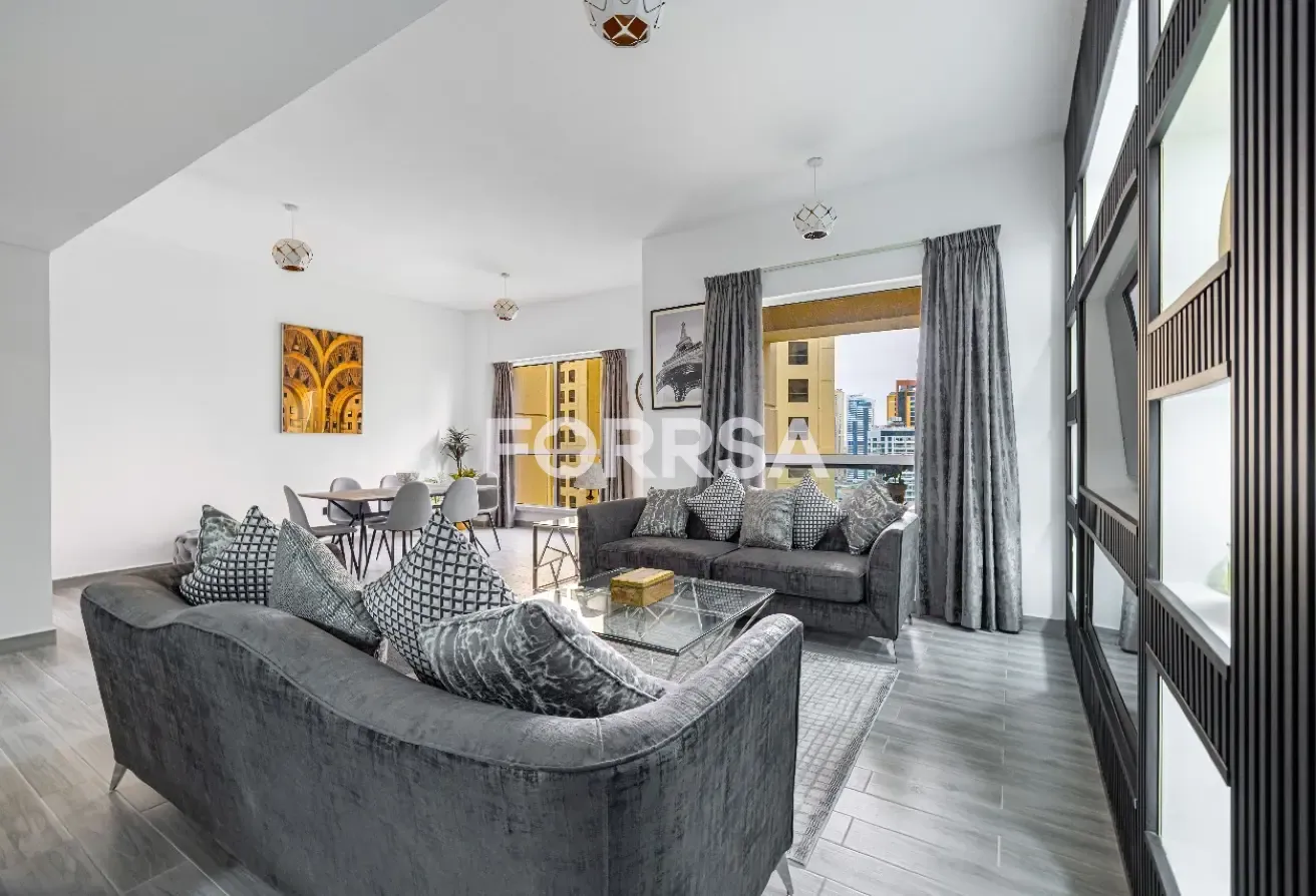 Water View | Spacious Balcony | Modern Interiors