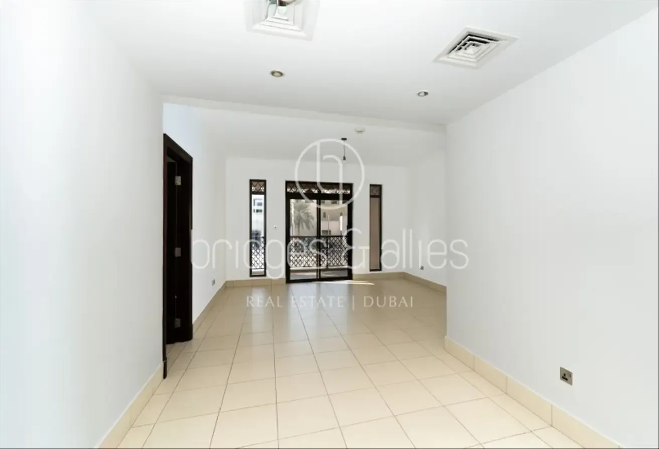 EXCLUSIVE LISTING | BURJ KHALIFA VIEW | AVAILABLE