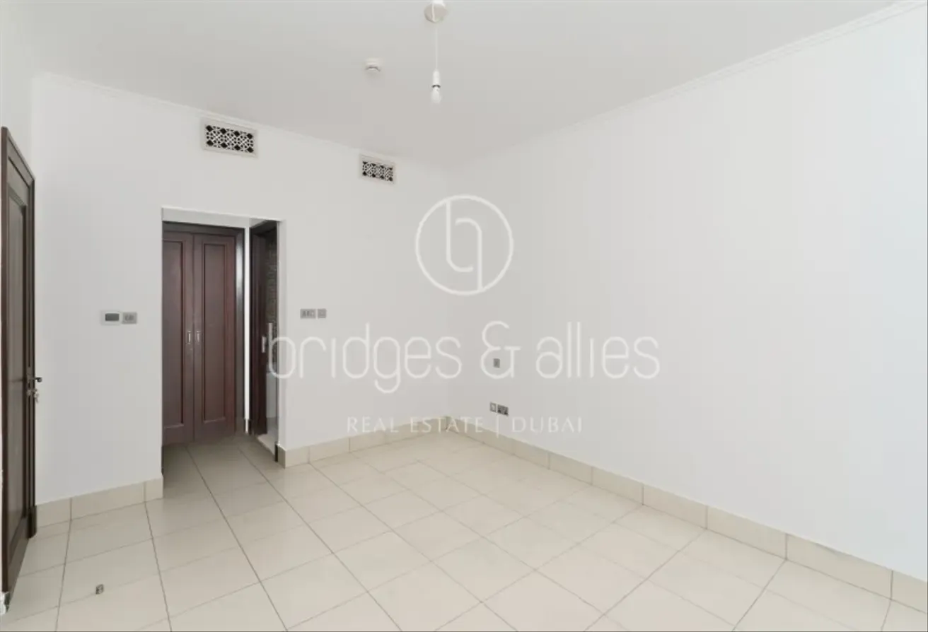 EXCLUSIVE LISTING | BURJ KHALIFA VIEW | AVAILABLE