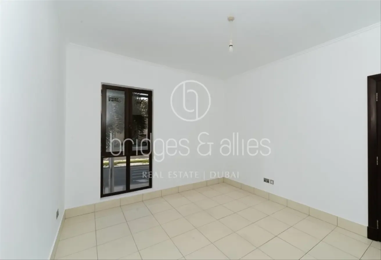 EXCLUSIVE LISTING | BURJ KHALIFA VIEW | AVAILABLE