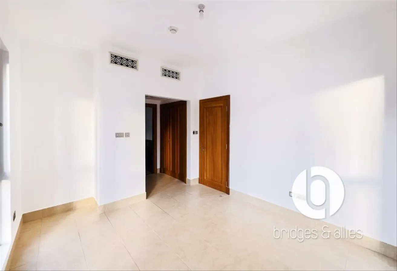 LARGE 1 BED | BURJ KHALIFA AND BLVD VIEW | VACANT