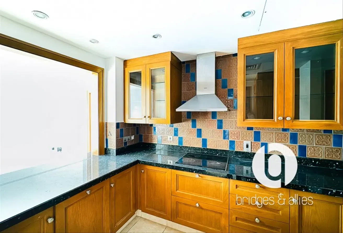 LARGE 1 BED | BURJ KHALIFA AND BLVD VIEW | VACANT