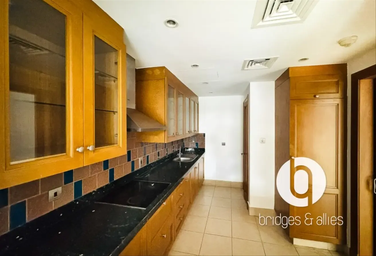 LARGE 1 BED | BURJ KHALIFA AND BLVD VIEW | VACANT