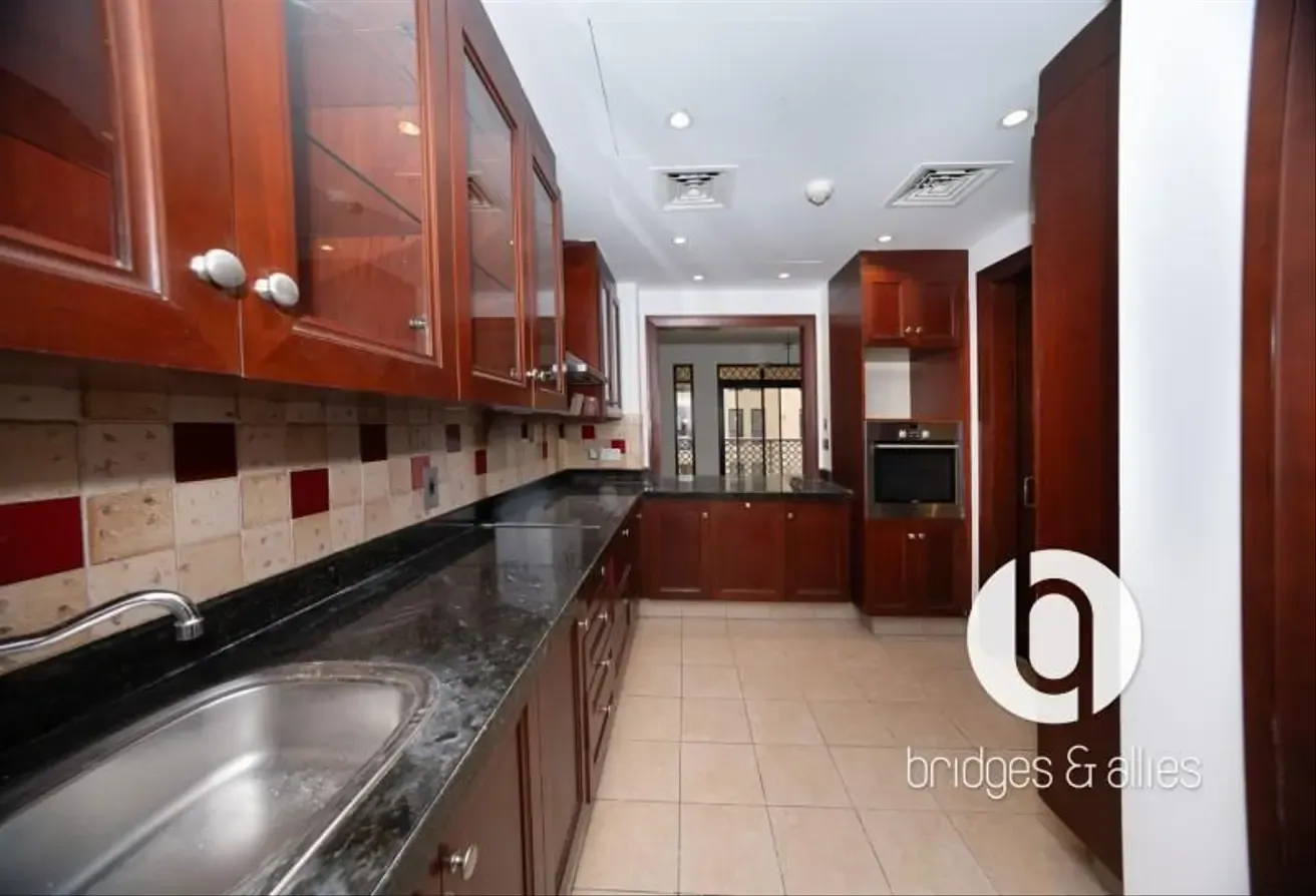 MULTIPLE OPTIONS AVAILABLE | OLD TOWN SPECIALIST