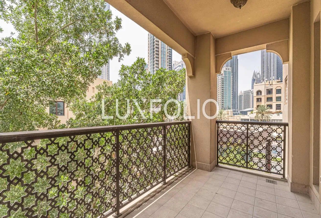 Boulevard and Burj Khalifa View | OT Specialist