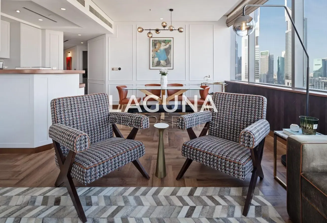 Sky High Luxury | Jaw-Dropping Views