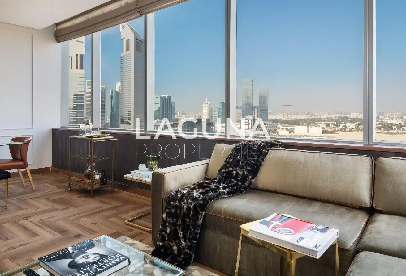 Sky High Luxury | Jaw-Dropping Views