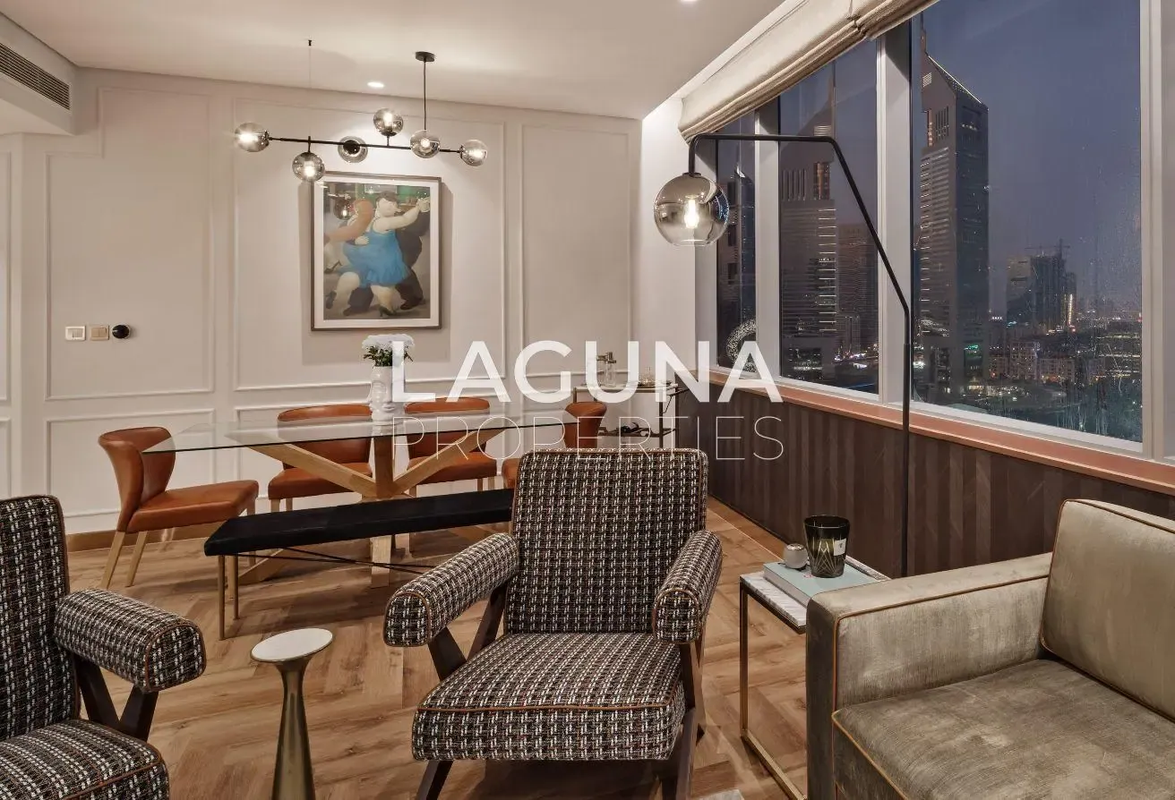 Sky High Luxury | Jaw-Dropping Views