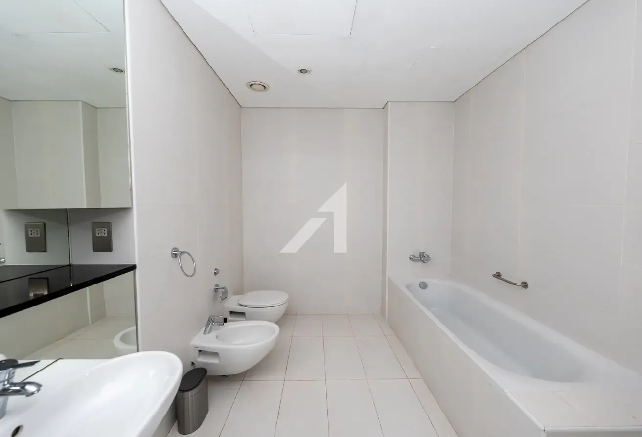 Burj Khalifa View | High Floor | Furnished