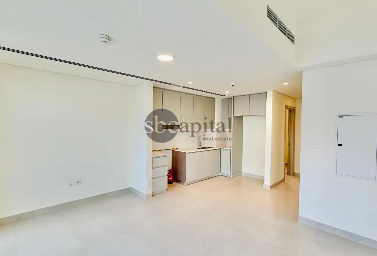 Studio Apartment in DIFC with Private Jacuzzi