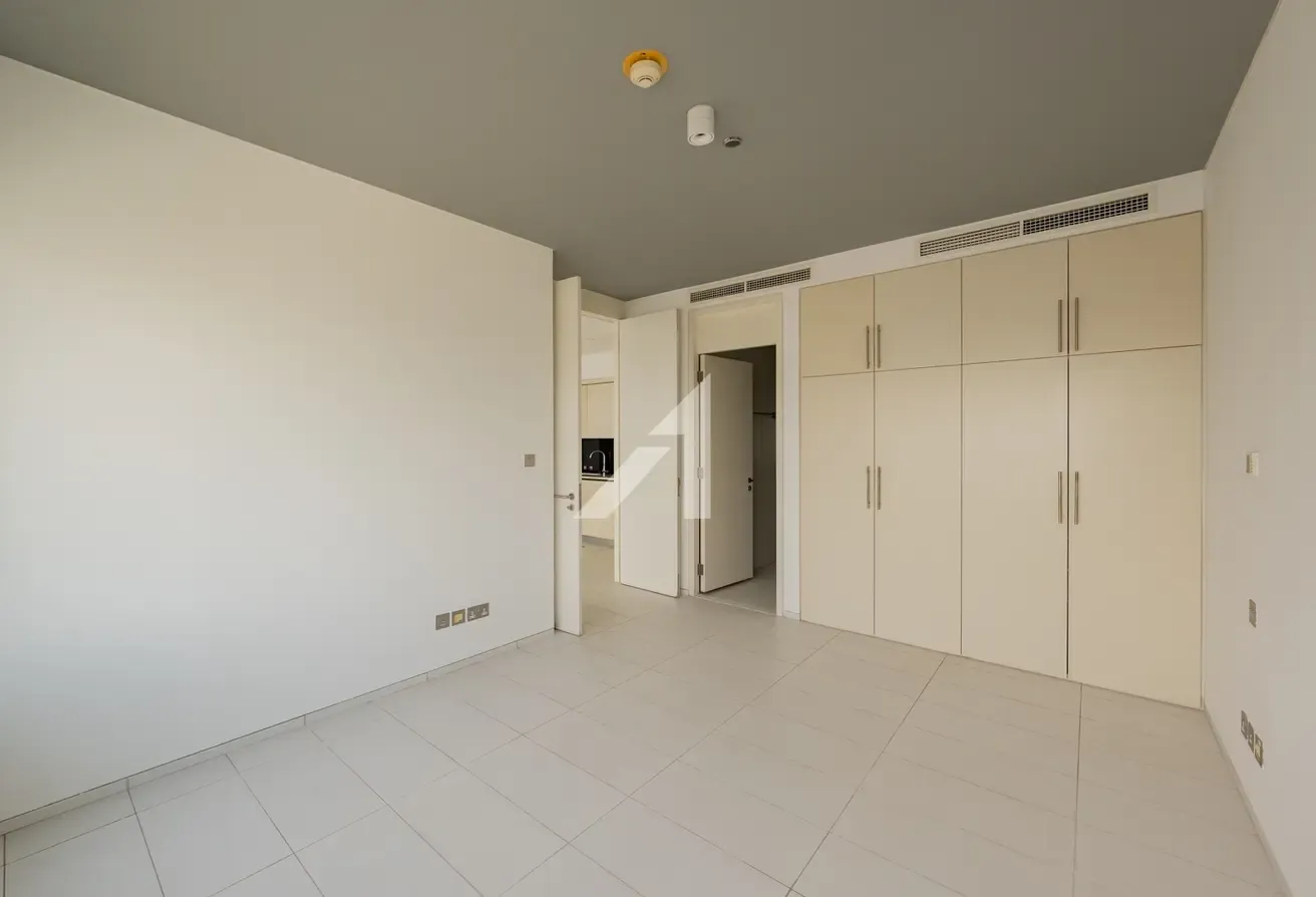 Vacant | Burj Khalifa View | Unfurnished | DIFC