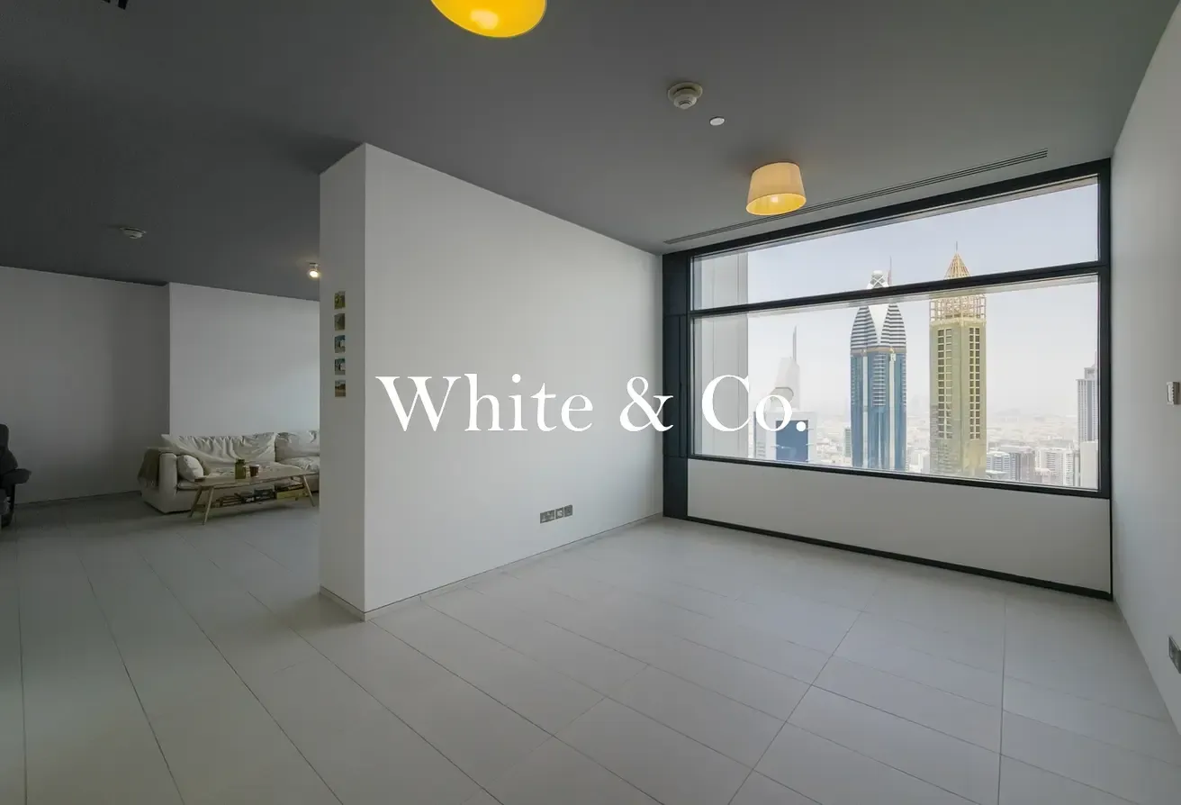 High Floor Unit | Spacious | Furnished