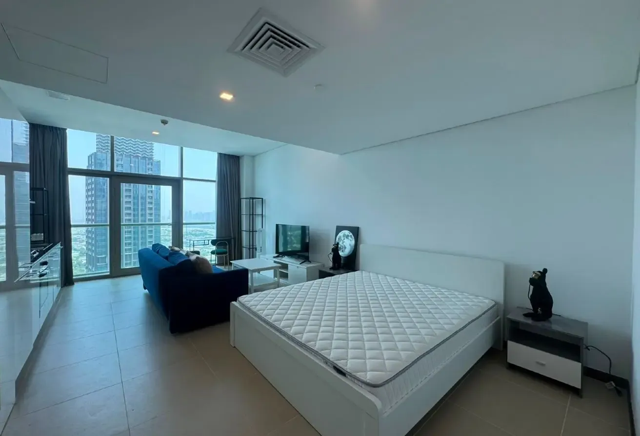 Furnished | Close to Metro | Upgraded bathroom