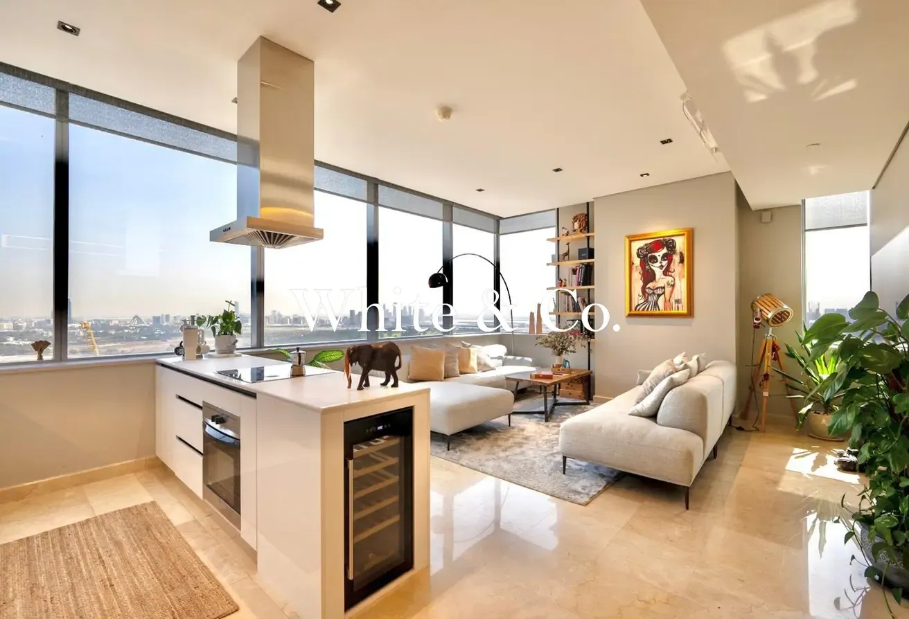 UPGRADED | FULLY FURNISHED | LARGE 2 BED