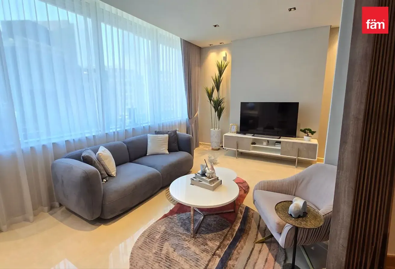 Spacious L Comfortable L One Of A Kind