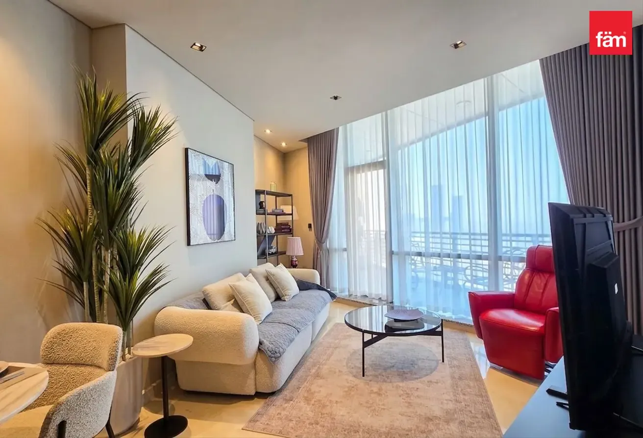 Well Maintained Spacious Luxury
