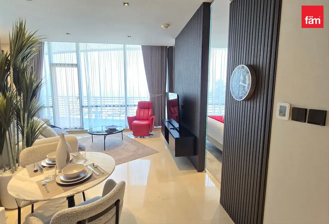 Well Maintained  Spacious  Luxury