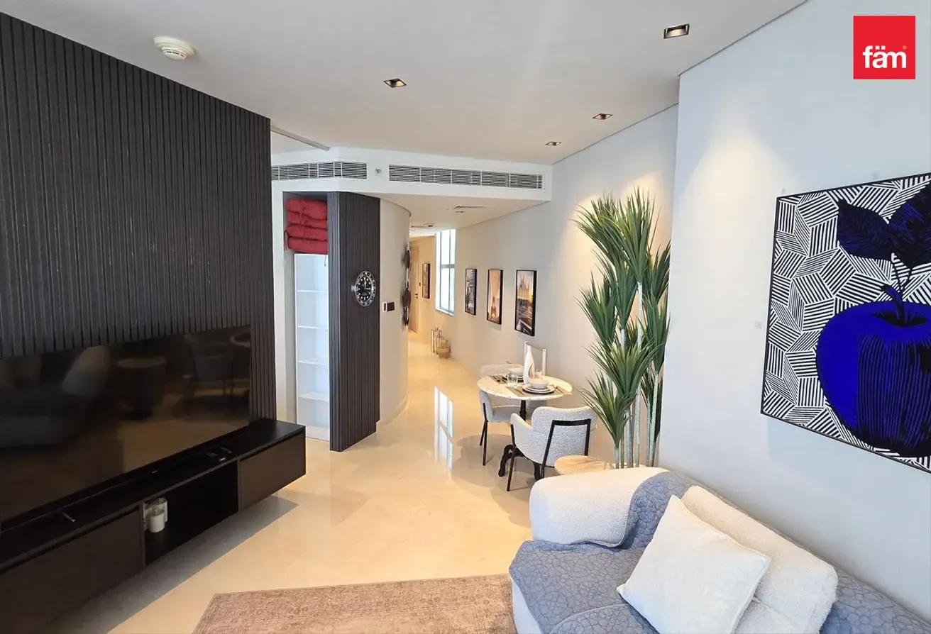 Well Maintained  Spacious  Luxury