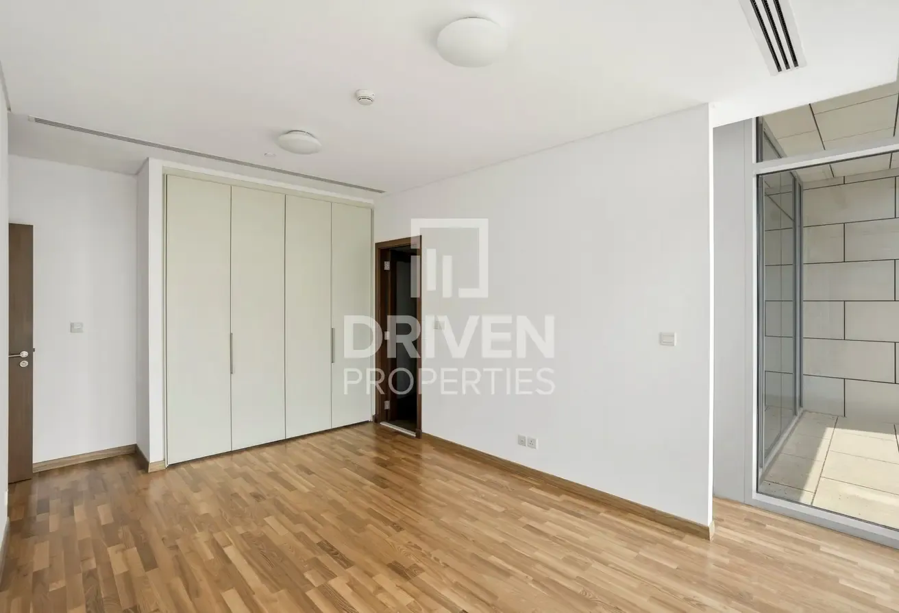 Desirable Apt | Burj View | Prestigious Location