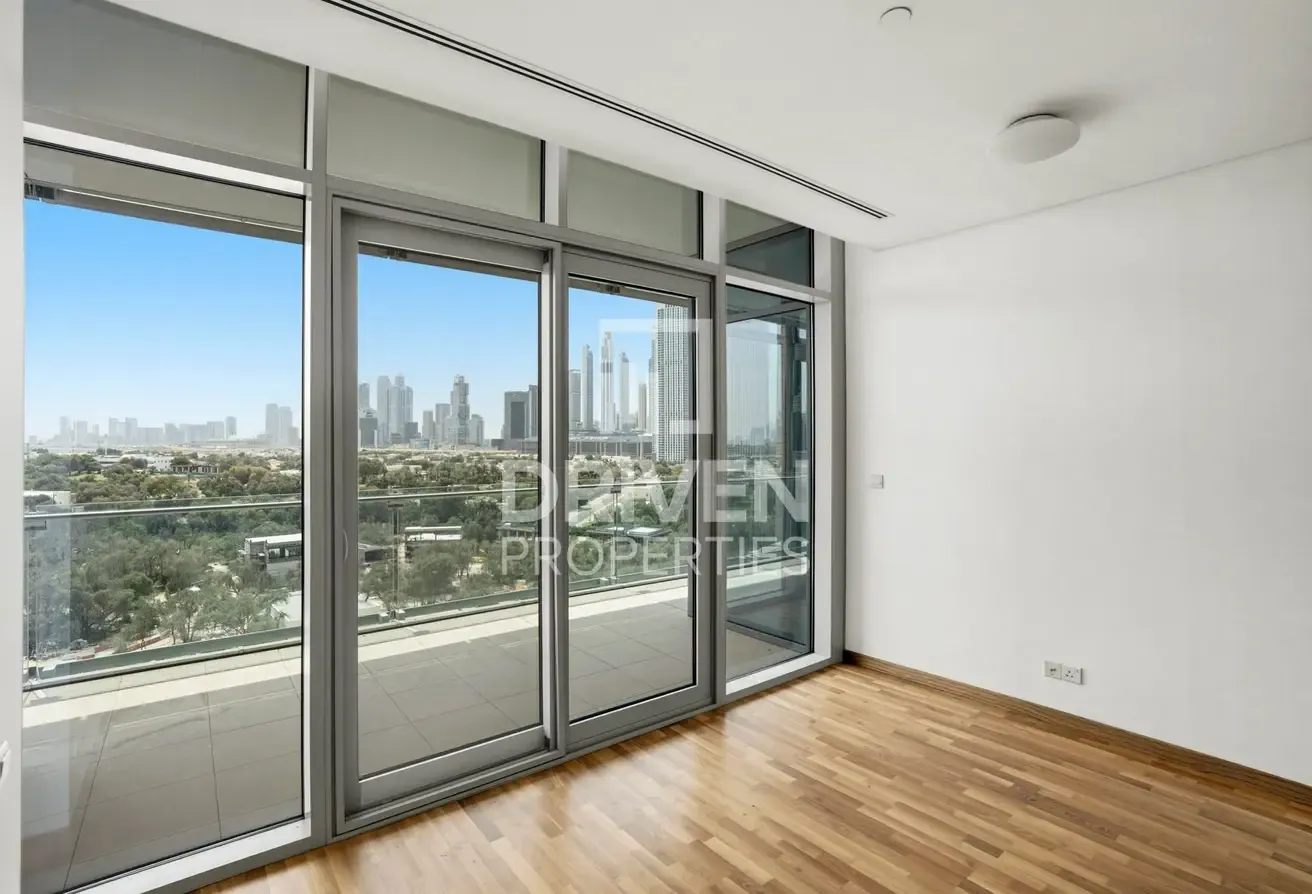 Desirable Apt | Burj View | Prestigious Location