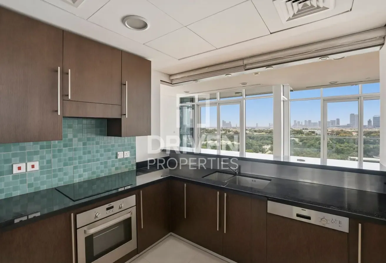 Desirable Apt | Burj View | Prestigious Location