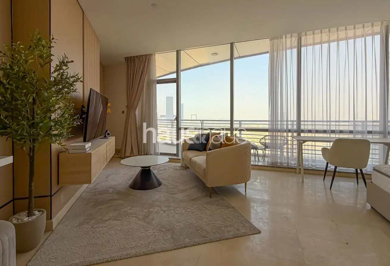 Large Layout | Balcony | Upgraded