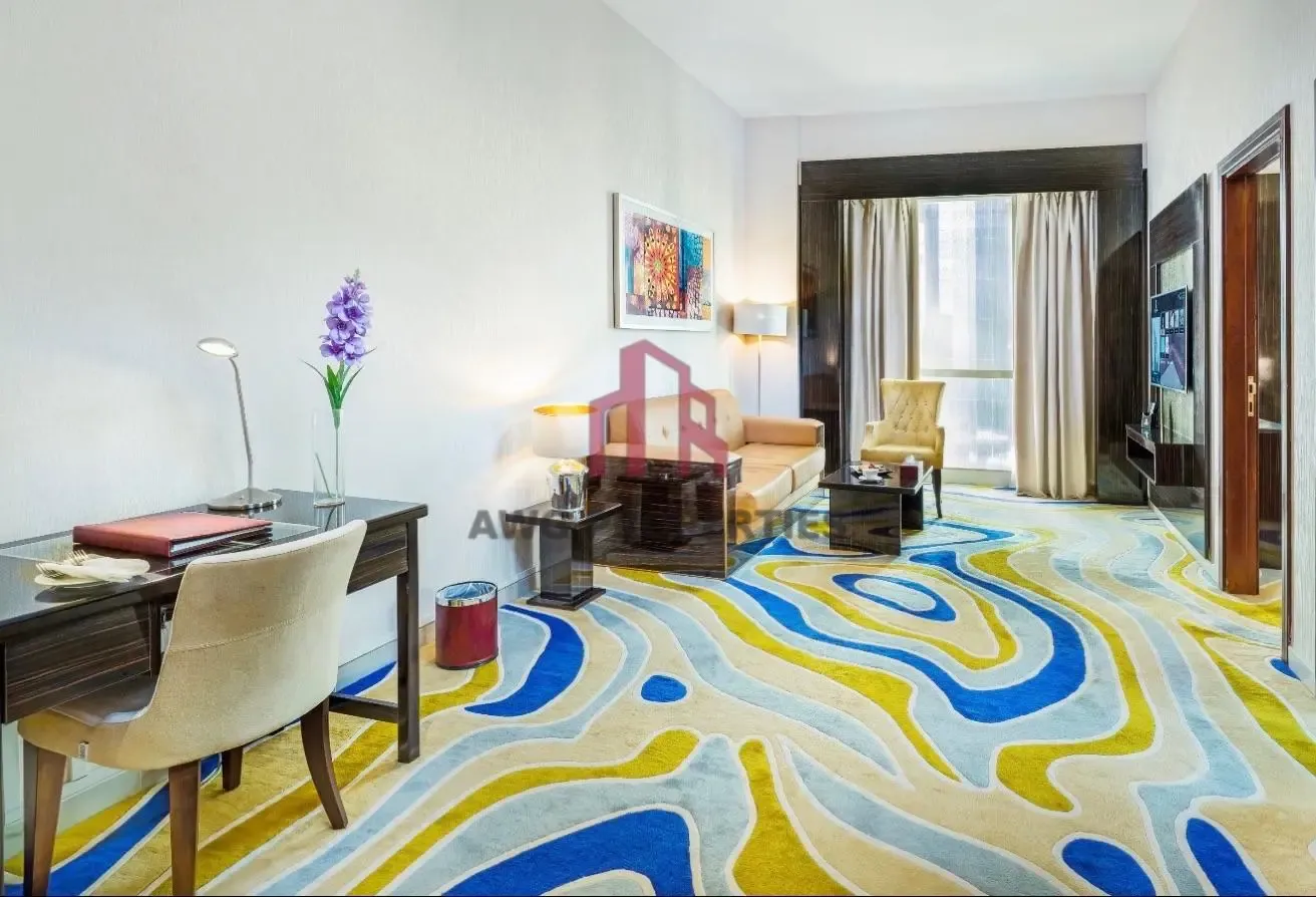 Stunning Apartment| Luxury Living| Near to Metro
