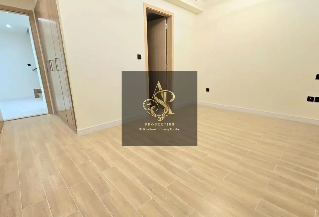 Street View l 4 cheques | Unbeatable Price