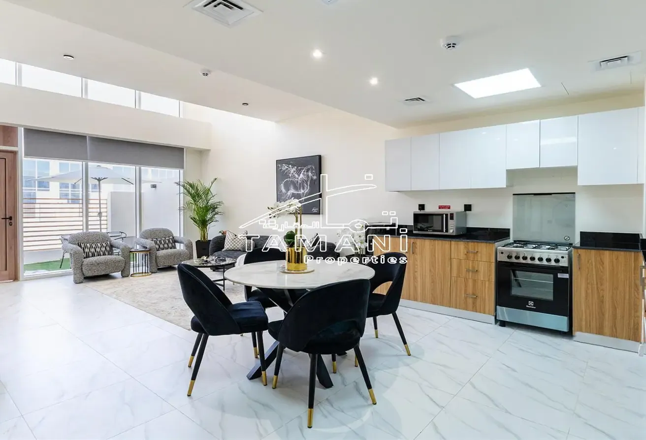 Corner Unit | Fully Furnished| 3BR+Maid Townhouse