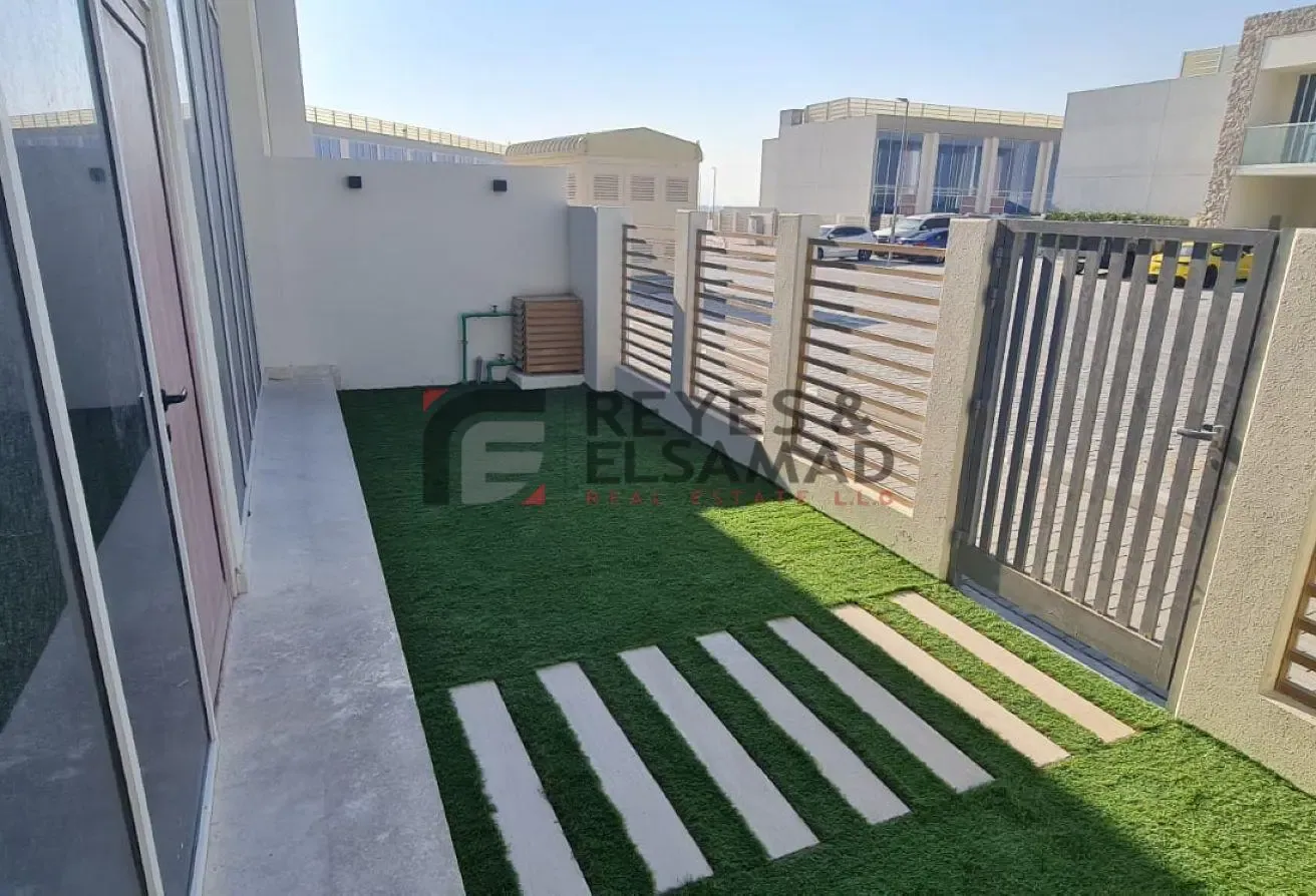 Brand New |with Maid room I Ready to move in
