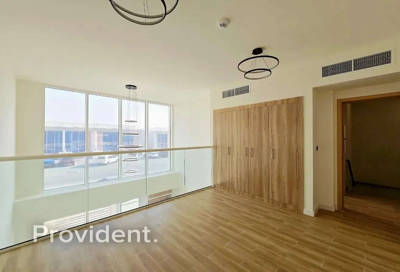 Vacant | 3BR + Maid | Community View
