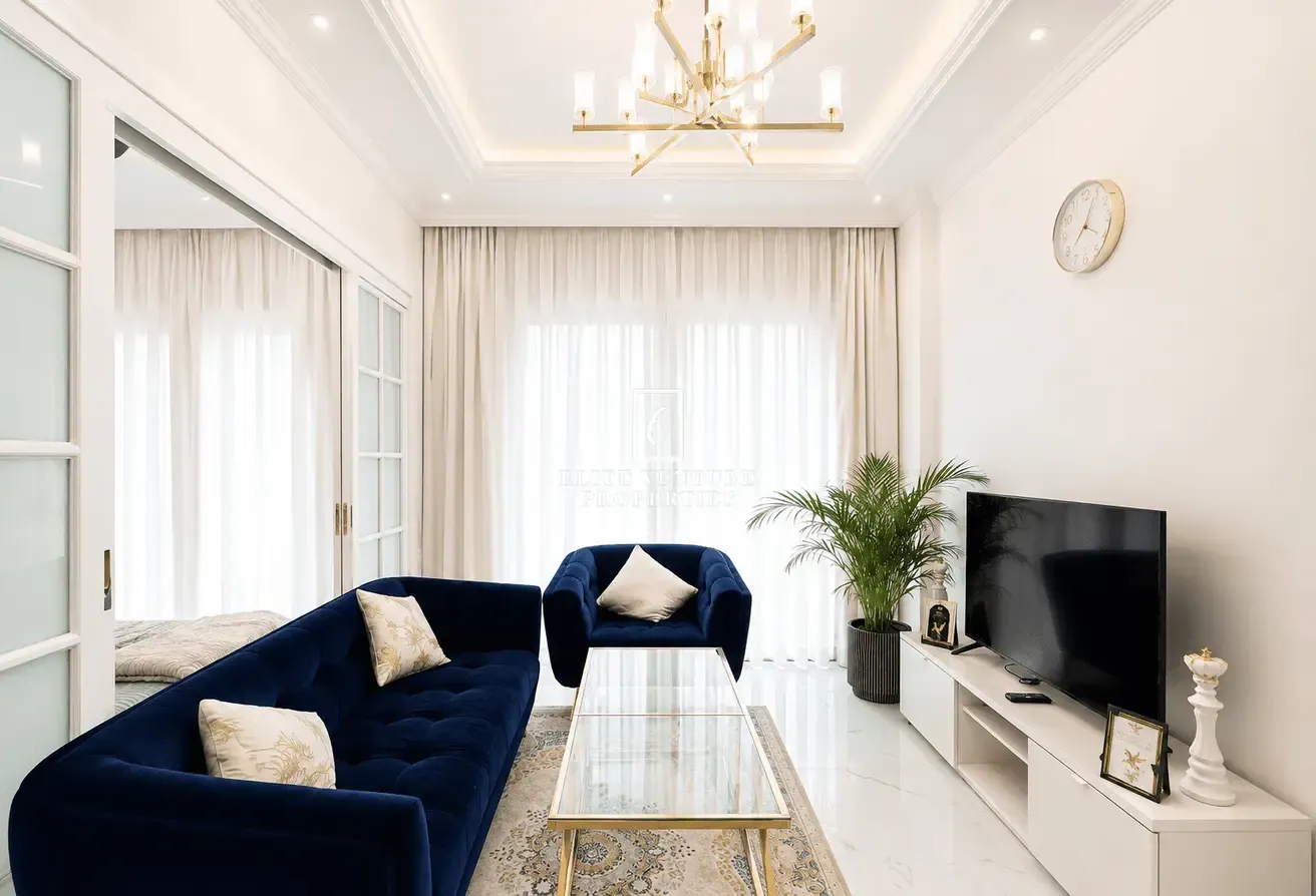 LUXURY LIVING | LIESURE DESK VIEW | PRIME LOCATION