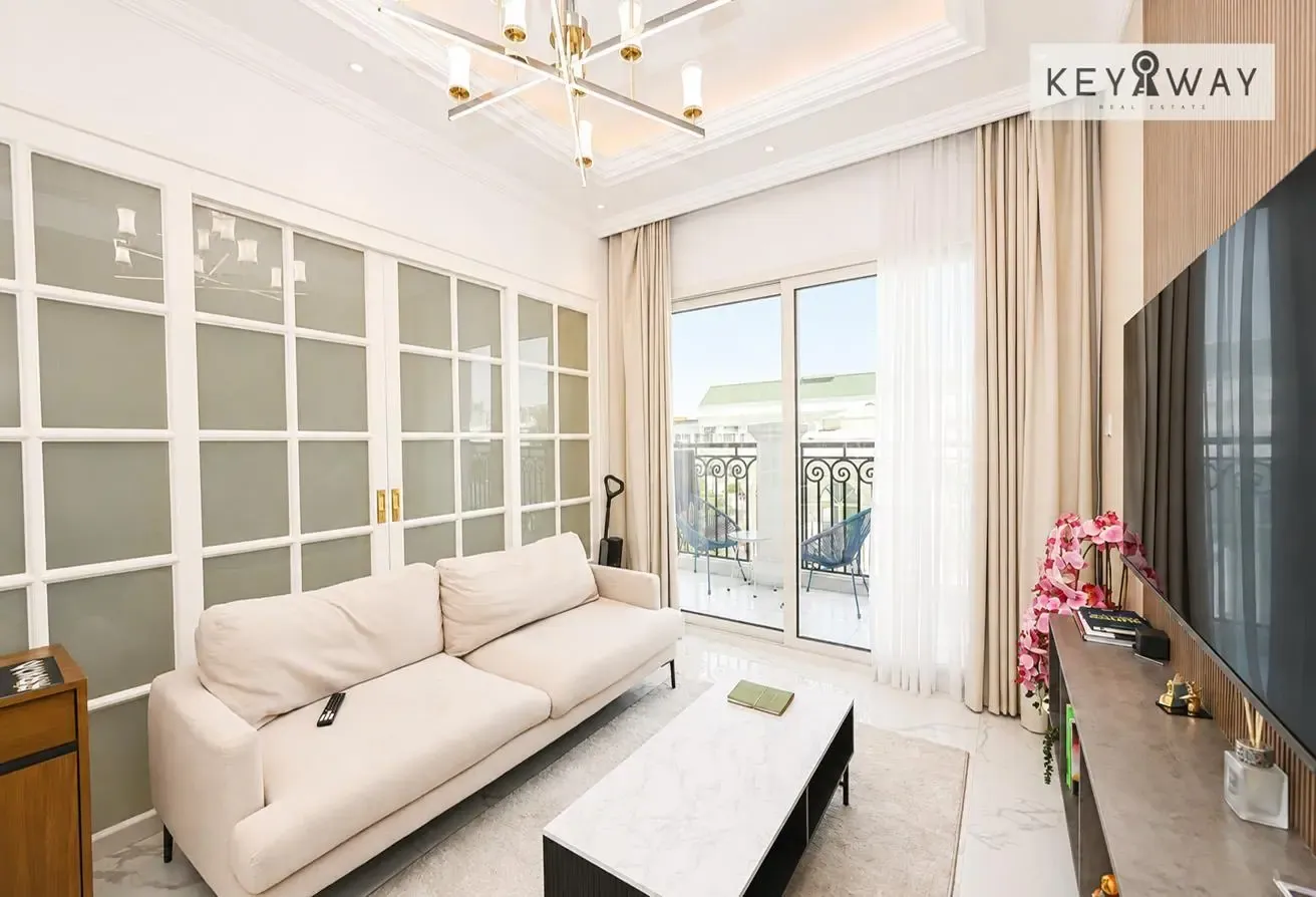 Luxury 1 Bedroom | Pool View | Premium Amenities