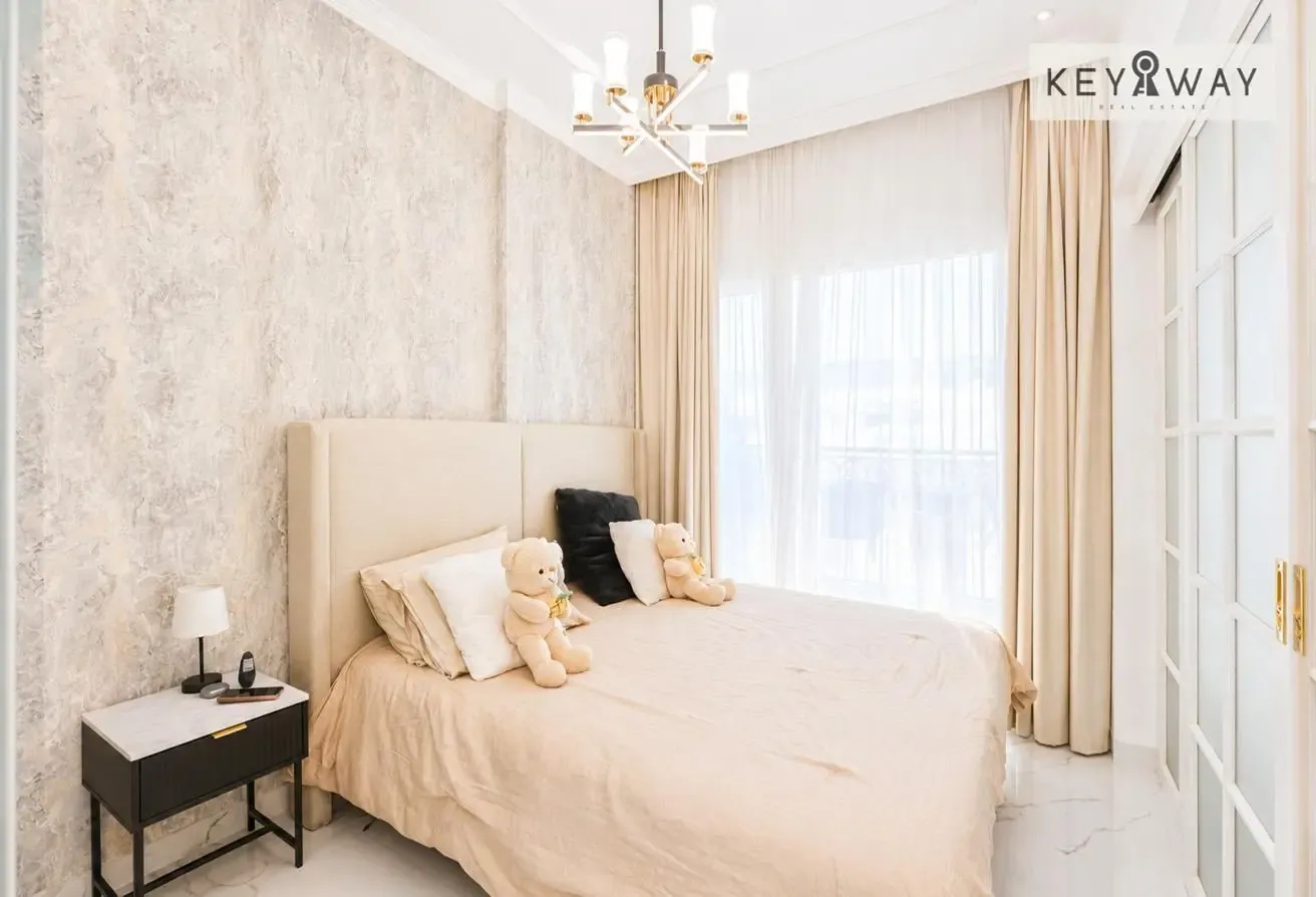 Luxury 1 Bedroom | Pool View | Premium Amenities