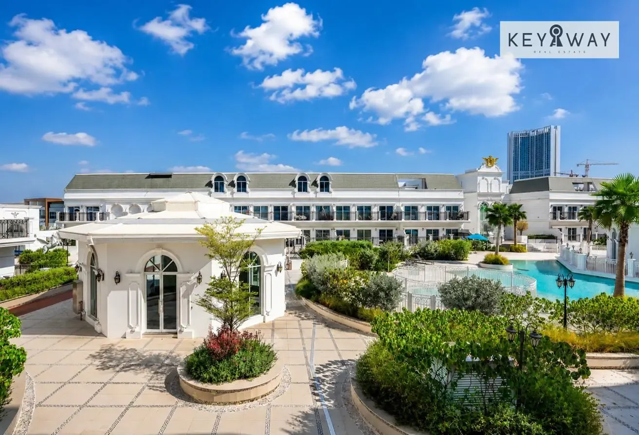 Luxury 1 Bedroom | Pool View | Premium Amenities