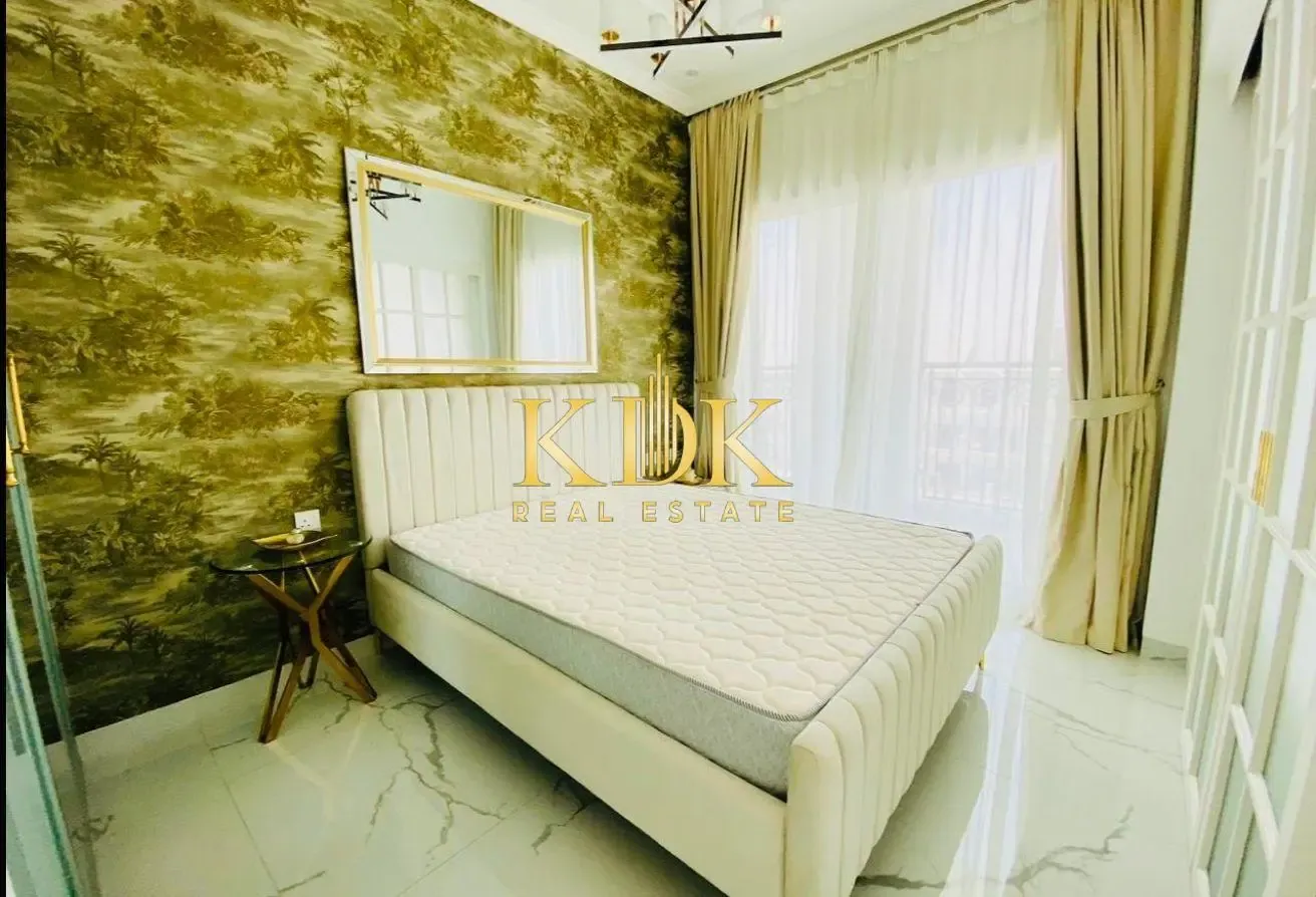 Fully Furnished 1 BR | Pool View | Modern Living