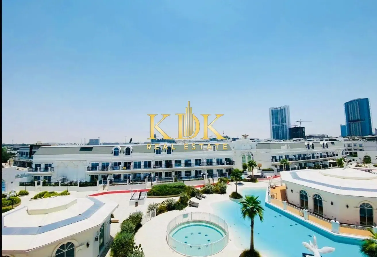Fully Furnished 1 BR | Pool View | Modern Living